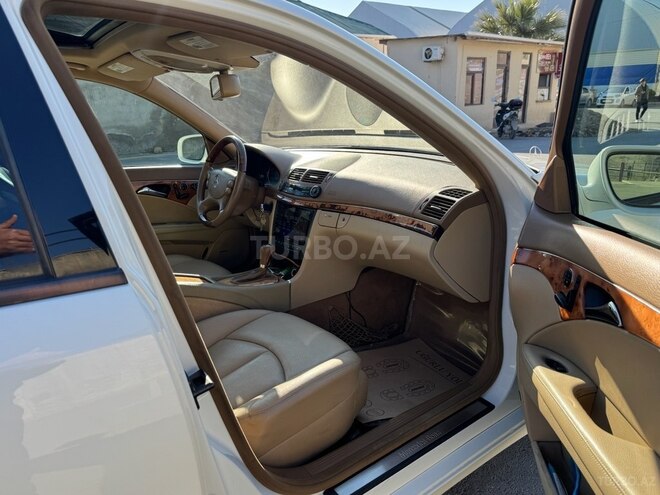 Mercedes E 350 2008, 270,000 km - 3.5 l - Bakı