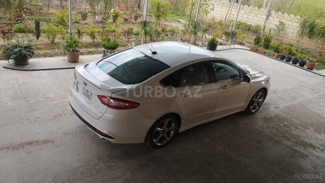 Ford Fusion (North America) 2013, 175,000 km - 1.5 l - Saatlı
