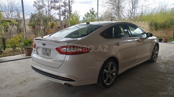 Ford Fusion (North America) 2013, 175,000 km - 1.5 l - Saatlı