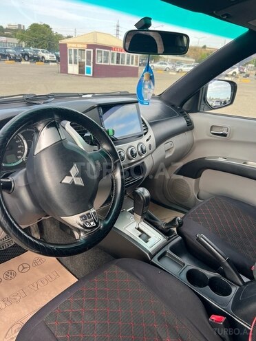 Mitsubishi L200 2014, 290,000 km - 2.5 l - Göyçay
