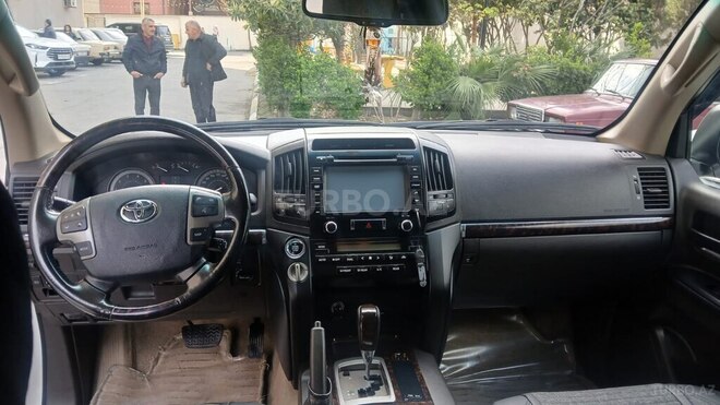 Toyota Land Cruiser 2009, 200,000 km - 4.0 л - Göyçay