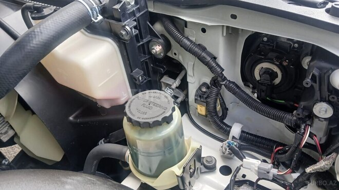 Toyota Land Cruiser 2009, 200,000 km - 4.0 л - Göyçay
