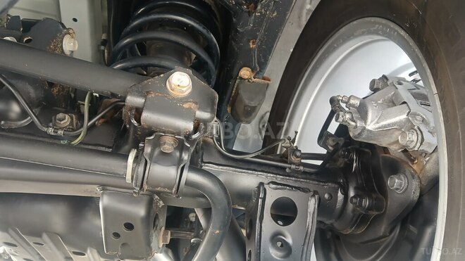 Toyota Land Cruiser 2009, 200,000 km - 4.0 л - Göyçay