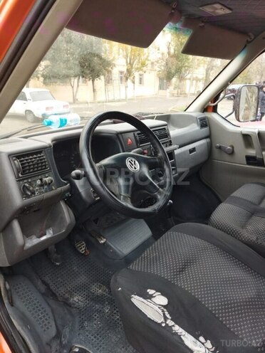 Volkswagen Transporter 2000, 356,847 km - 2.5 l - Xaçmaz