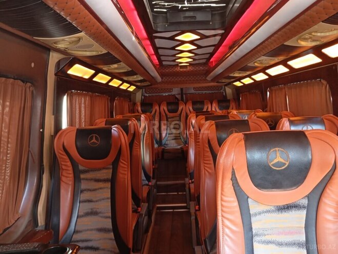 Mercedes Sprinter 515 2007, 452,368 km - 2.2 л - Şirvan