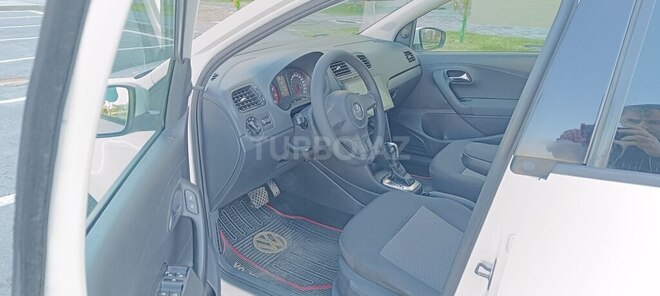 Volkswagen Polo 2012, 271,300 km - 1.4 l - Sumqayıt