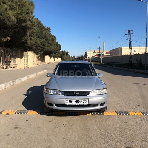 Opel Vectra 2000, 480,000 km - 2.0 l - Bakı