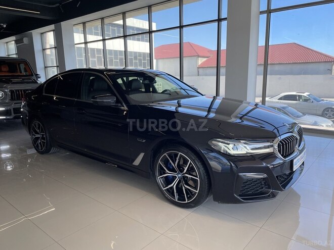 BMW 530e-5