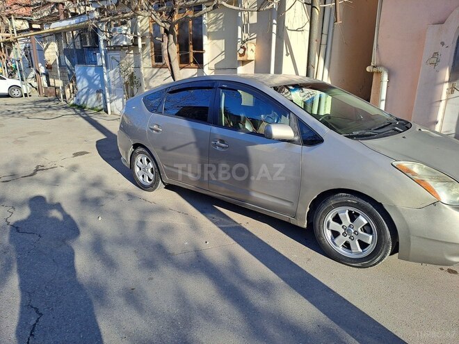Toyota Prius 2009, 180,000 km - 1.5 л - Bakı