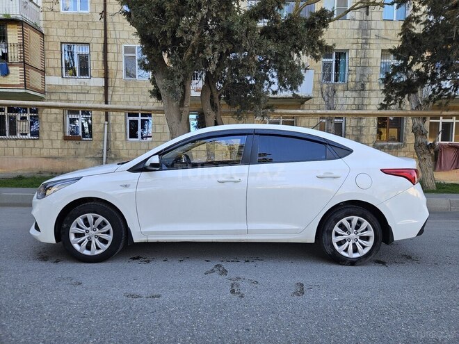 Hyundai Accent 2017, 188,000 km - 1.4 л - Bakı