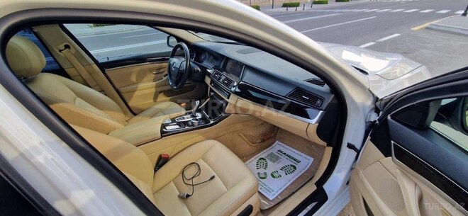 BMW 528 2014, 170,000 km - 2.0 l - Bakı