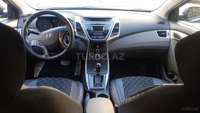 Hyundai Elantra 2015, 178,000 km - 1.8 л - Sumqayıt