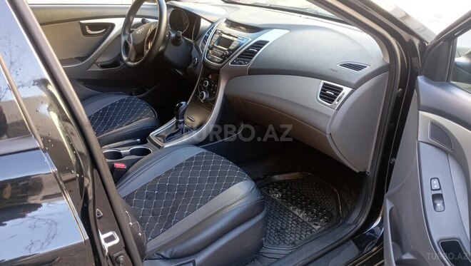 Hyundai Elantra 2015, 178,000 km - 1.8 л - Sumqayıt