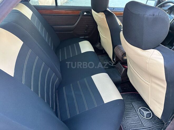 Mercedes E 230 1992, 289,000 km - 2.3 l - Bakı
