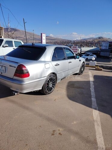 Mercedes C 200 1999, 247,150 km - 2.0 л - Gədəbəy