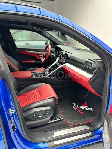 Lamborghini Urus-18