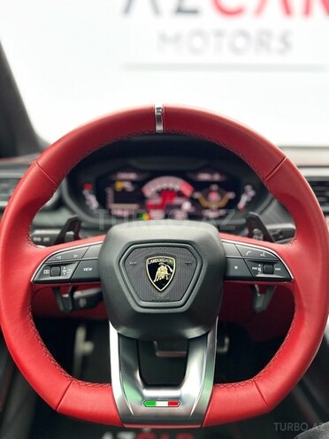 Lamborghini Urus-12