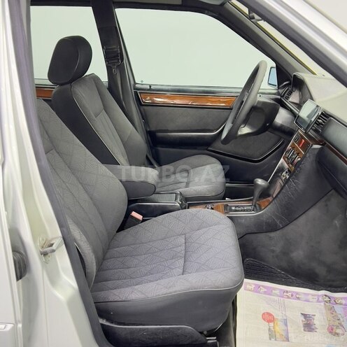 Mercedes E 200 1994, 139,111 km - 2.0 l - Sumqayıt