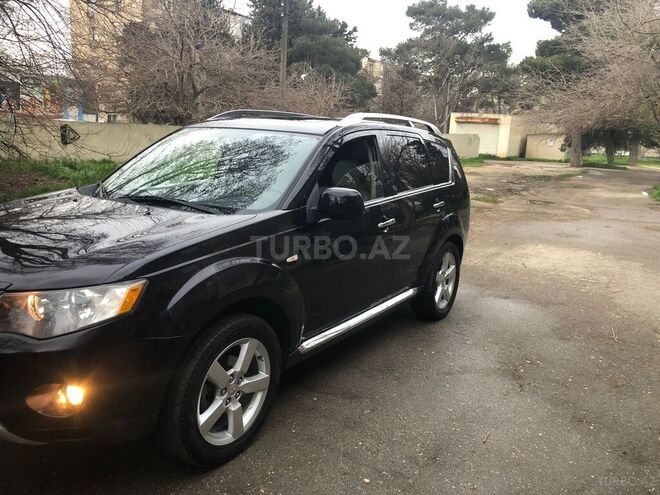 Mitsubishi Outlander 2008, 300,000 km - 3.0 l - Bakı