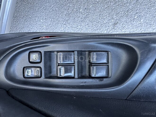 Nissan Sunny 2004, 404,000 km - 1.3 l - Bakı