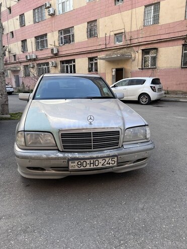 Mercedes C 240 2000, 379,090 km - 2.4 л - Bakı