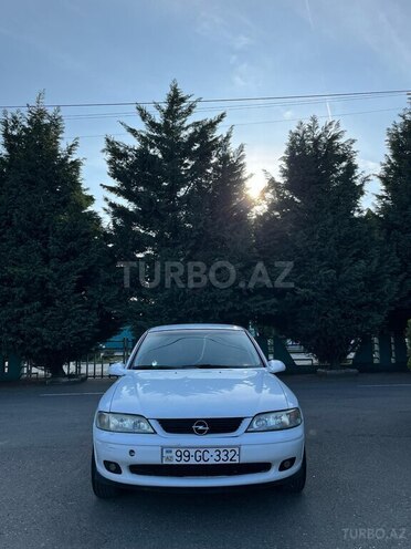 Opel Vectra 2000, 325,000 km - 1.8 l - Qazax
