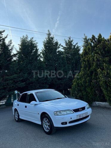 Opel Vectra 2000, 325,000 km - 1.8 l - Qazax
