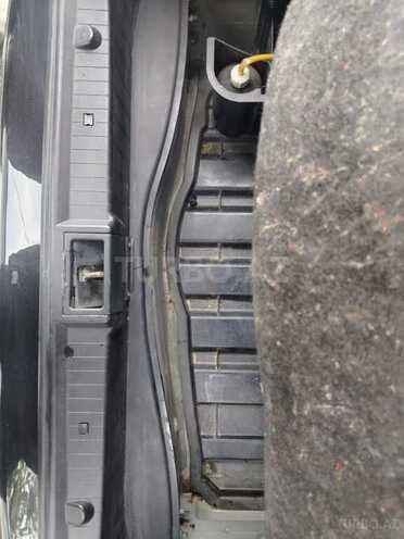 Mercedes E 320 2002, 330,000 km - 3.2 l - Bakı