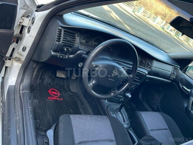 Opel Vectra 2000, 325,000 km - 1.8 l - Qazax
