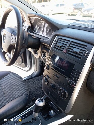 Mercedes B 170 2008, 98,000 km - 1.7 л - Bakı