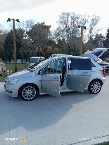 Mercedes B 170 2008, 98,000 km - 1.7 л - Bakı