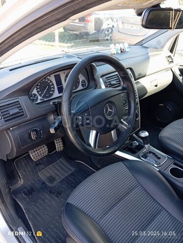 Mercedes B 170 2008, 98,000 km - 1.7 л - Bakı