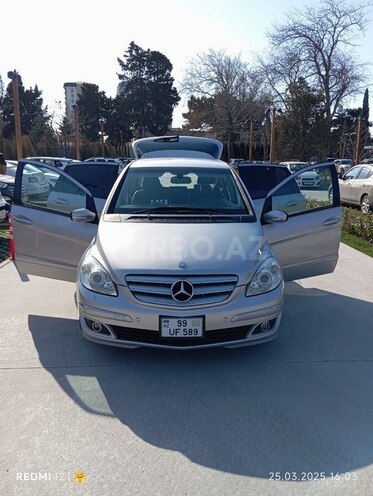 Mercedes B 170 2008, 98,000 km - 1.7 л - Bakı
