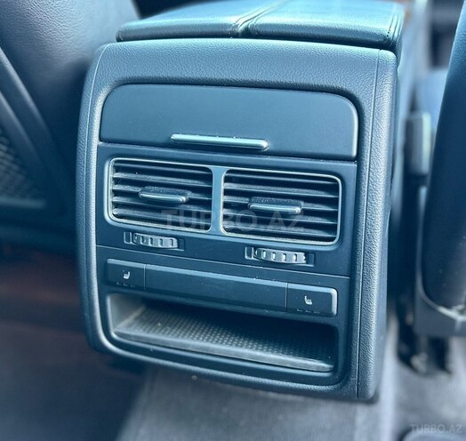 Volkswagen Touareg 2013, 179,000 km - 3.6 l - Bakı