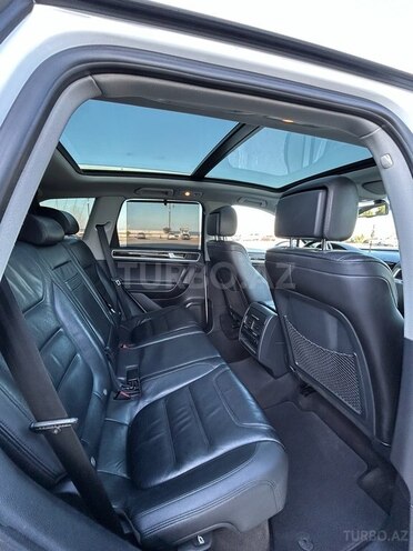 Volkswagen Touareg 2013, 179,000 km - 3.6 l - Bakı