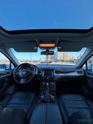 Volkswagen Touareg 2013, 179,000 km - 3.6 l - Bakı