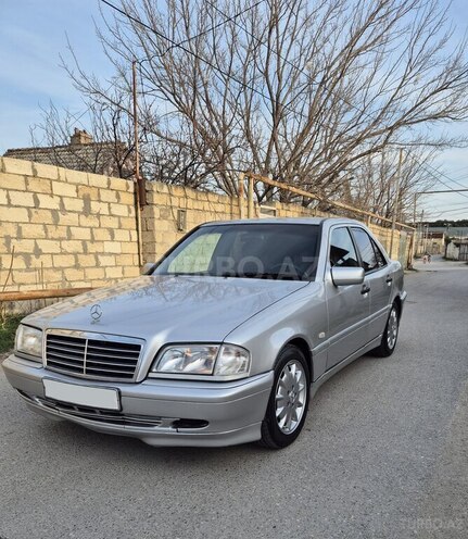 Mercedes C 220 d 2000, 322,000 km - 2.2 л - Xırdalan