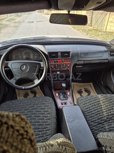 Mercedes C 220 d 2000, 322,000 km - 2.2 л - Xırdalan