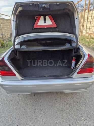 Mercedes C 220 d 2000, 322,000 km - 2.2 л - Xırdalan