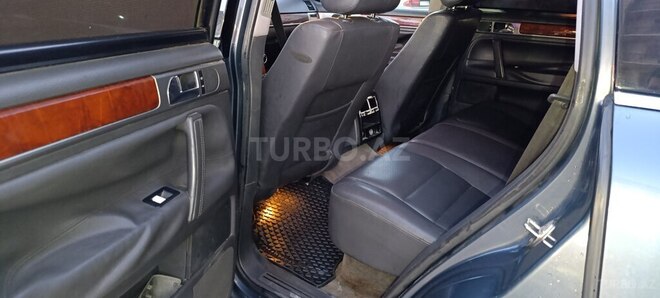 Volkswagen Touareg 2004, 265,085 km - 3.2 l - Xırdalan