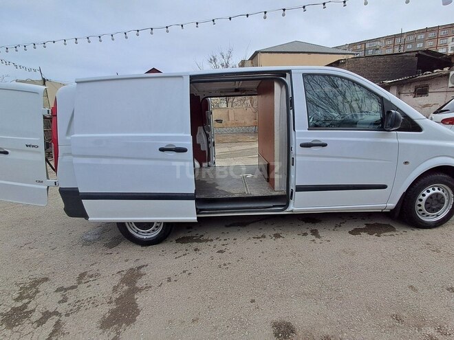 Mercedes Vito 111 2010, 322,500 km - 2.2 l - Bakı