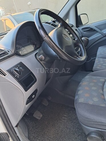 Mercedes Vito 111 2010, 322,500 km - 2.2 l - Bakı