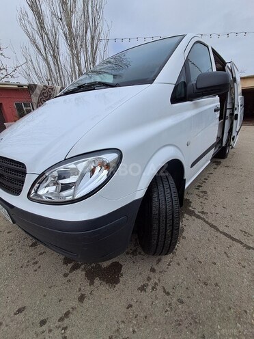 Mercedes Vito 111 2010, 322,500 km - 2.2 l - Bakı