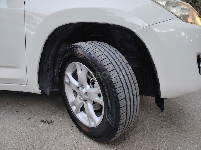 Toyota RAV4 2010, 299,876 km - 2.0 l - Sumqayıt
