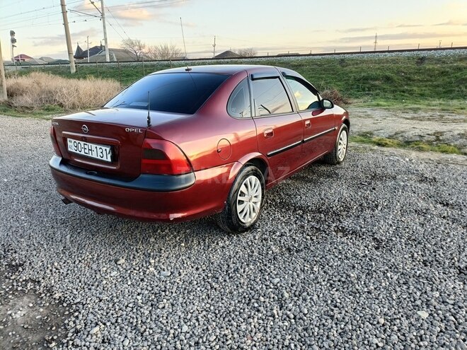 Opel Vectra 1997, 350,000 km - 2.0 l - Sumqayıt