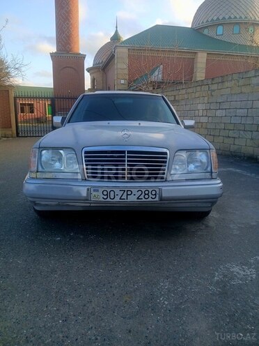 Mercedes E 200 1994, 400,000 km - 2.0 l - Masallı