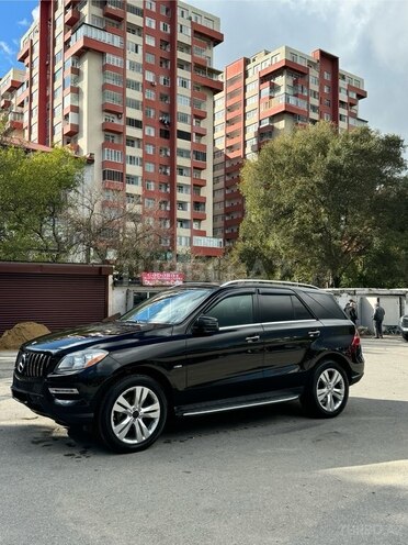 Mercedes ML 350 4MATIC 2012, 275,000 km - 3.0 l - Bakı