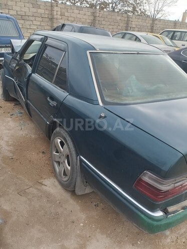 Mercedes E 250 1995, 560,000 km - 2.5 л - Bakı