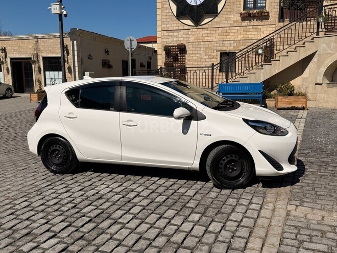 Toyota Aqua 2019, 108,000 km - 1.5 л - Bakı