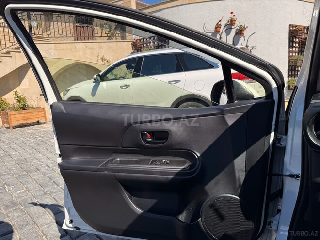 Toyota Aqua 2019, 108,000 km - 1.5 л - Bakı